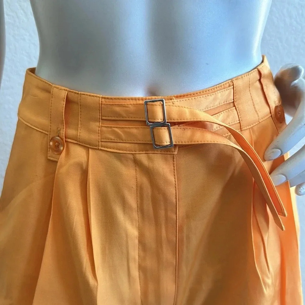 NWOT L'Academie The Roxy Short in Orange - Picture 6 of 11